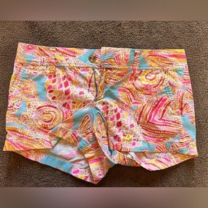 Lilly Pulitzer Size 4 Walsh Shorts
